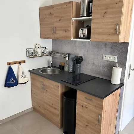 Apartment Charmant T2 *